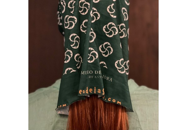 Buf o braga de cuello Museo de la Sidra